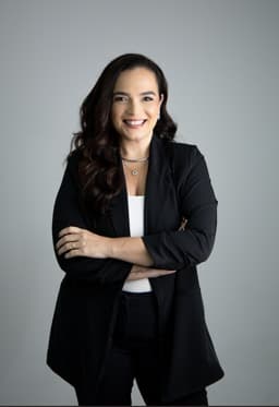 Joyce Guabiraba - Especialista em crescimento de restaurantes e delivery